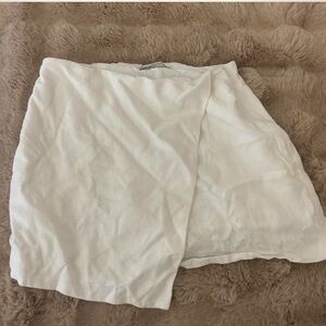 Abercrombie & Fitch White Wrap Mini Skirt